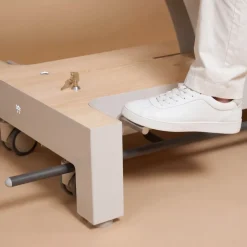 Divan d'examen électrique Naggura' Nuuna 4 Physio Pro