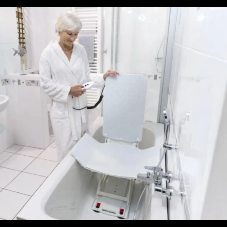 Elevateur de bain avec dossier inclinable Invacare Aquatec Orca