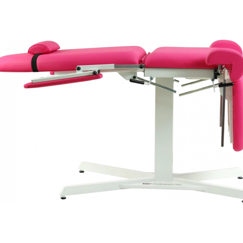 Ensemble de mobilier d'examen pour gynécologie (n°2) - Fauteuil fixe Mobercas