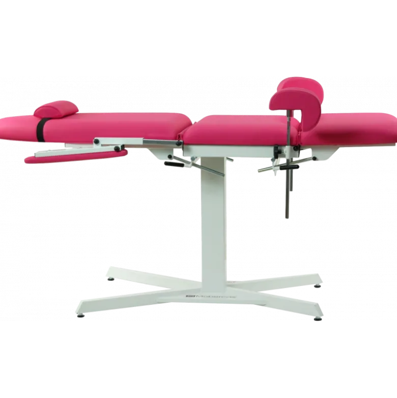 Ensemble de mobilier d'examen pour gynécologie (n°2) - Fauteuil fixe Mobercas