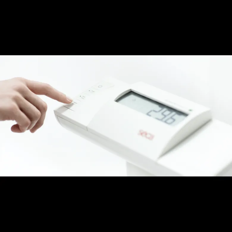 Pèse personne électronique à colonne sans fil Seca 704 - 360° wireless - Classe III