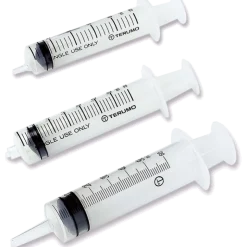 Seringues 3 pièces Térumo Terucristal sans aiguille, embout Luer slip excentré