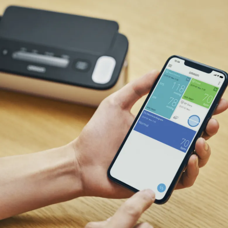 Tensiomètre électronique au bras Omron Complete avec fonction ECG