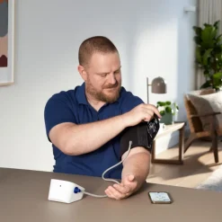 Tensiomètre électronique au bras Omron M2 Intelli IT +